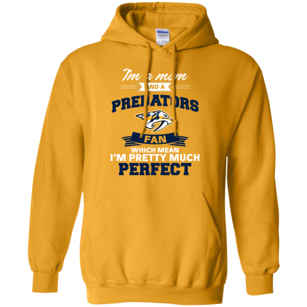 I'M A Mom And A Nashville Predators Fan T Shirt