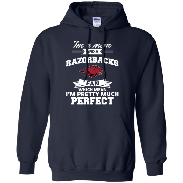 I'M A Mom And An Arkansas Razorbacks Fan T Shirt